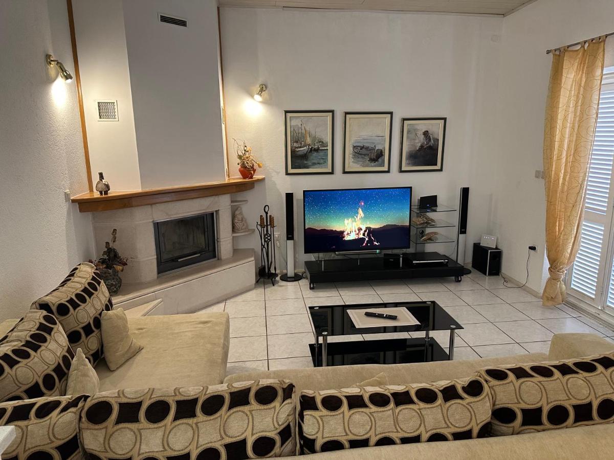 Apartment Jelic Duće エクステリア 写真